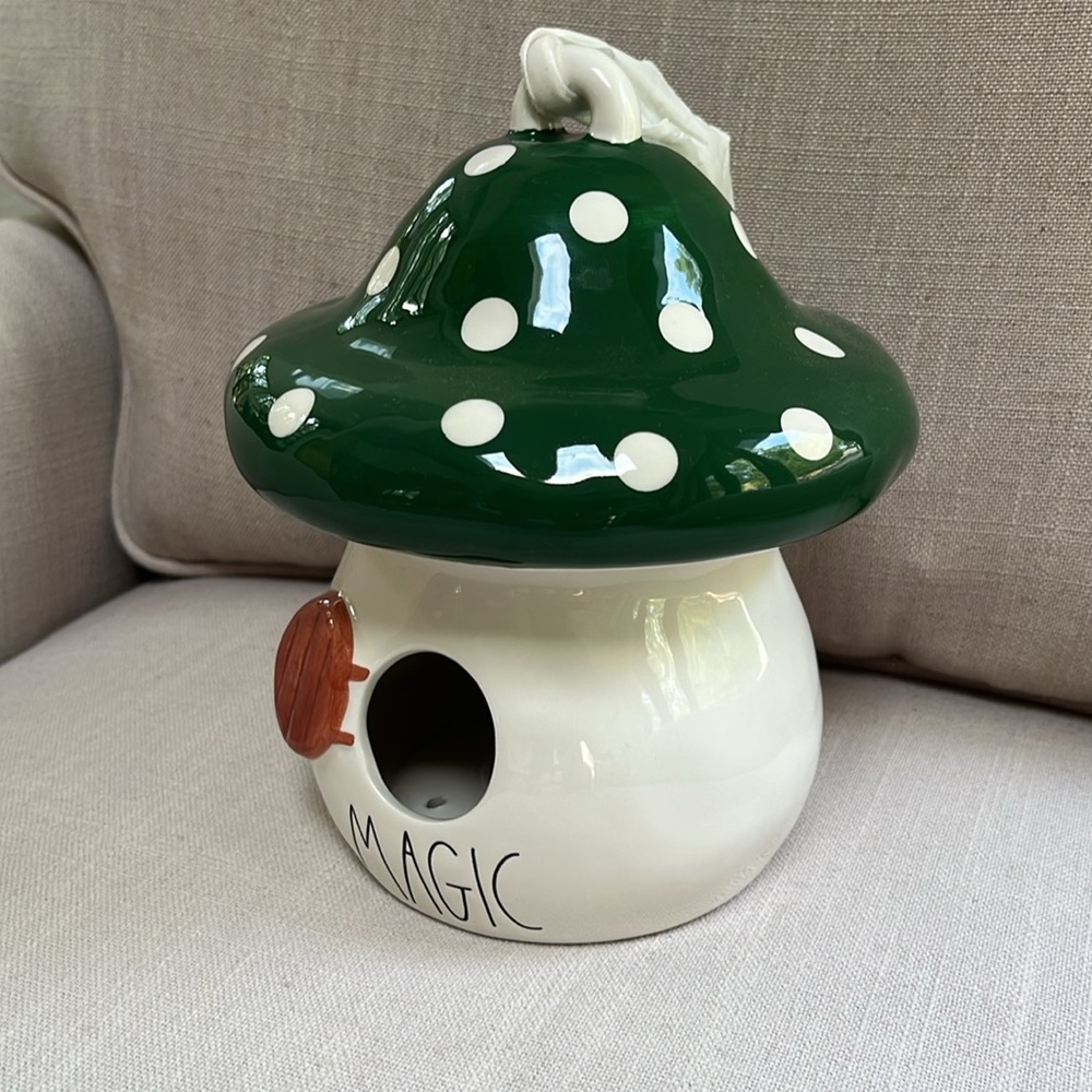 RAE DUNN  New Ceramic Mushroom Birdhouse - Picture 2 of 3